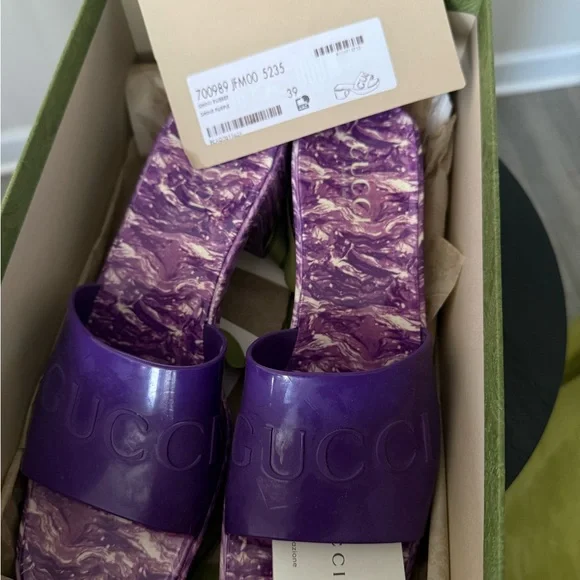 Gucci Purple Marble Slides - Picture 2 of 12